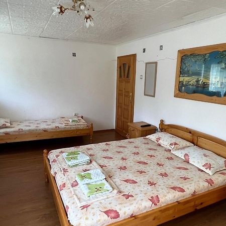 Vacation Home Yoanna Trjawna Exterior foto