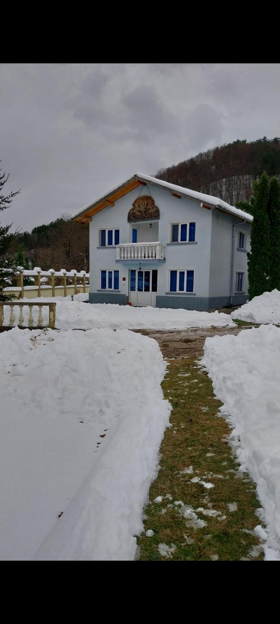 Vacation Home Yoanna Trjawna Exterior foto