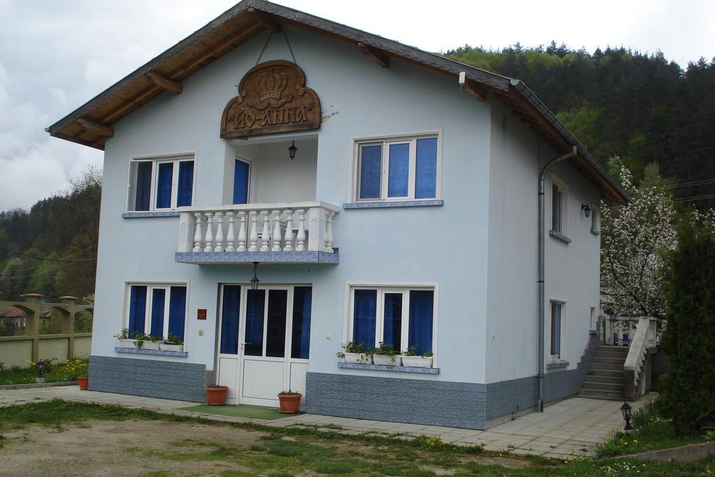 Vacation Home Yoanna Trjawna Exterior foto